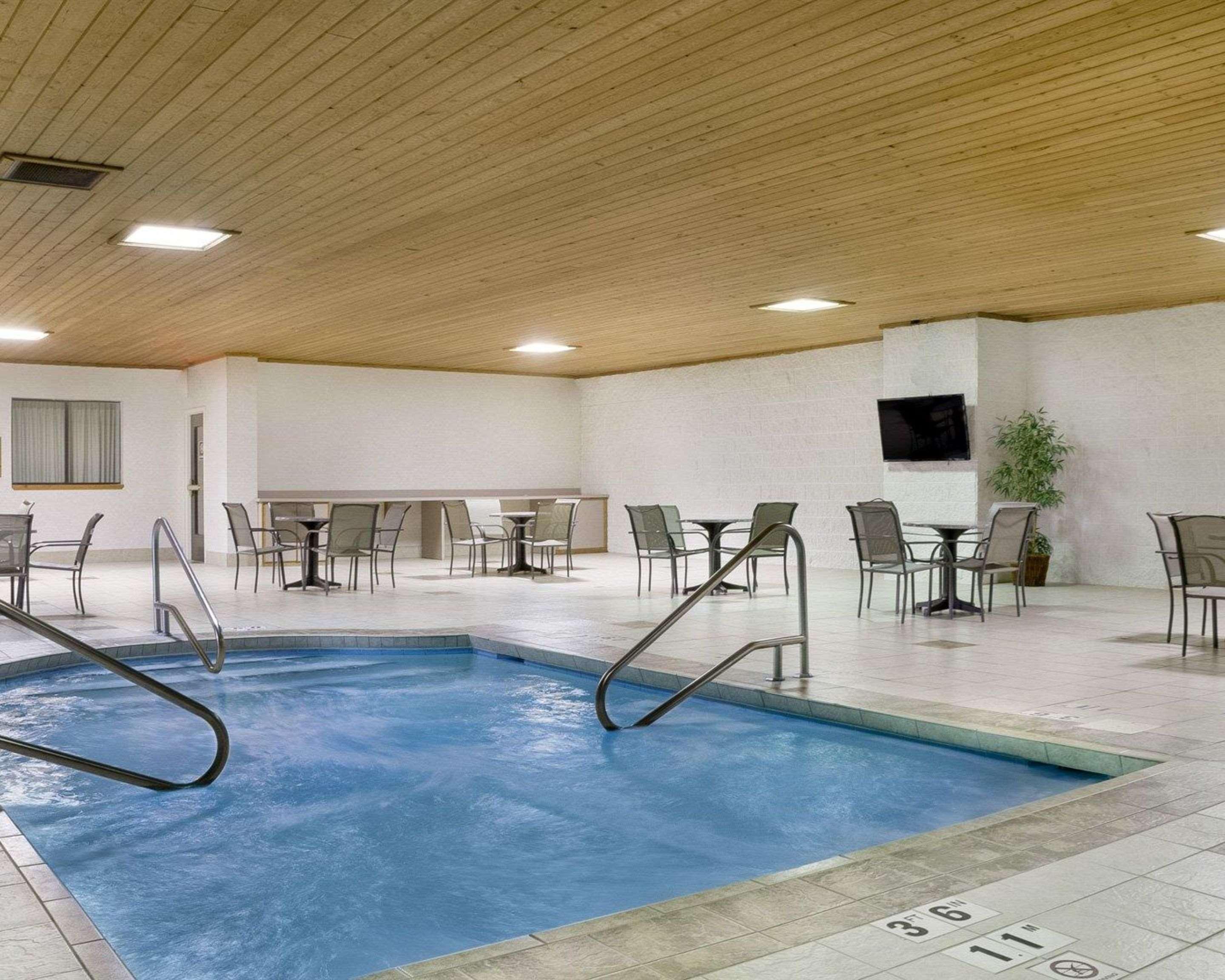 Quality Inn Bismarck I-94 Ngoại thất bức ảnh