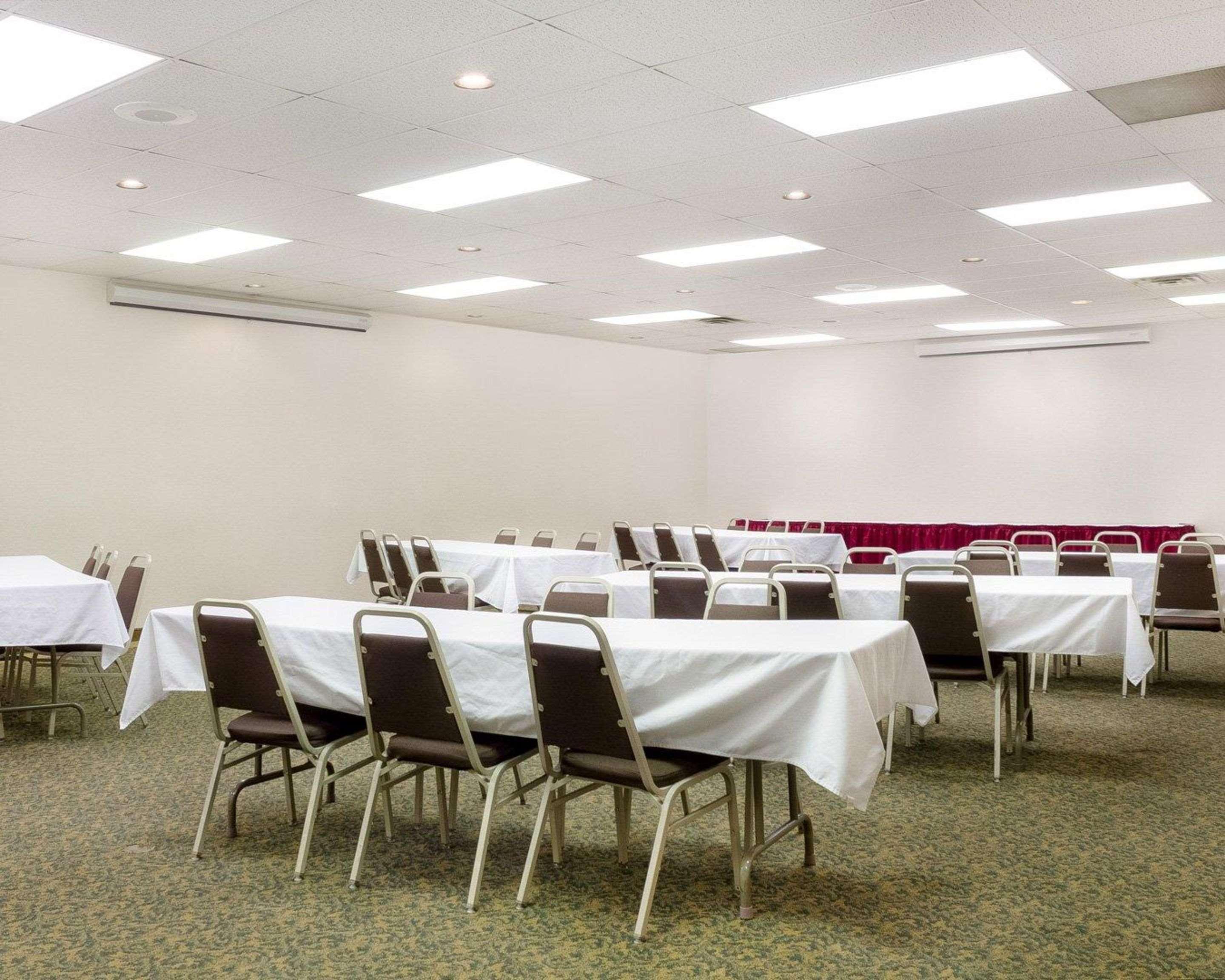 Quality Inn Bismarck I-94 Ngoại thất bức ảnh
